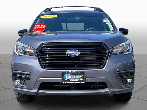 Used 2022 Subaru Ascent Onyx Edition image 4