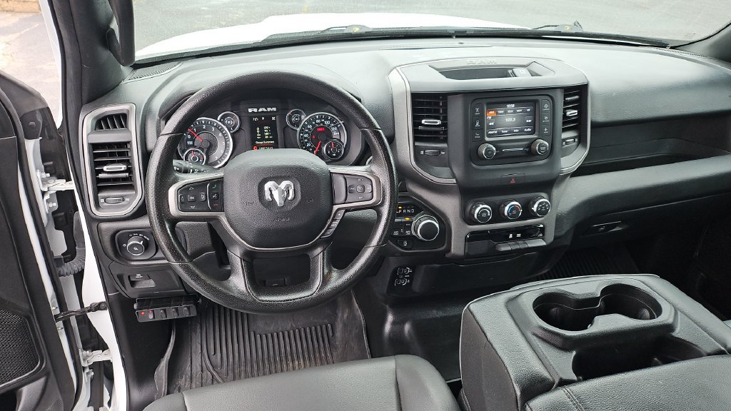 Used 2024 RAM 1500 Tradesman AWD/4WD image 6