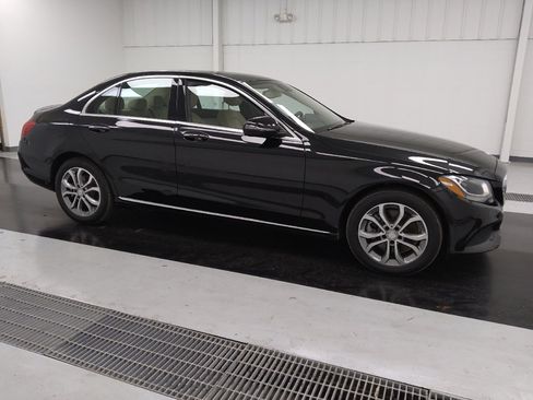 Used 2016 Mercedes-Benz C 300 4MATIC Sedan w/ Premium 1 Package image 11