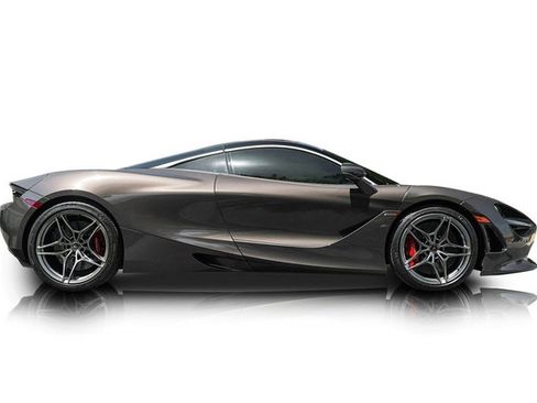 Used 2018 McLaren 720S Luxury RWD image 2