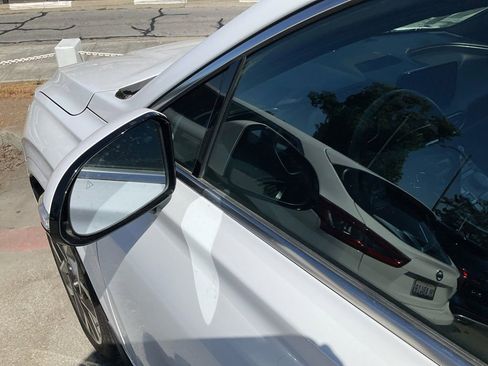 Used 2023 Hyundai Santa Fe Calligraphy image 34