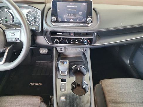 Used 2021 Nissan Rogue S image 23