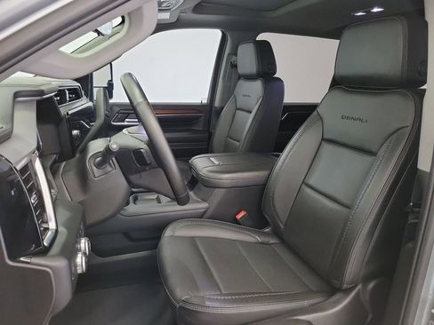 Used 2024 GMC Sierra 2500 Denali w/ Denali Reserve Package image 17