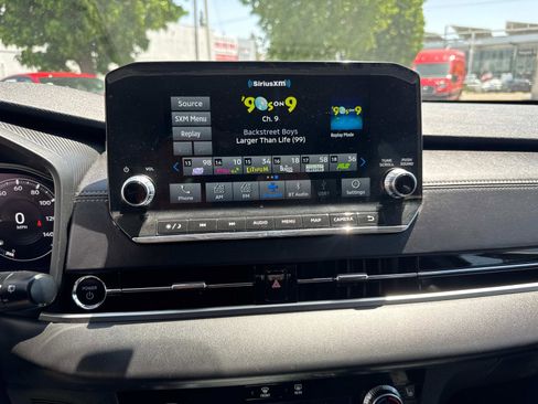 Used 2023 Mitsubishi Outlander SEL image 23