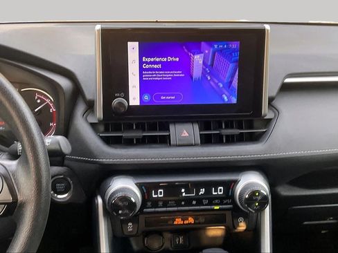 Used 2025 Toyota RAV4 XLE FWD image 7