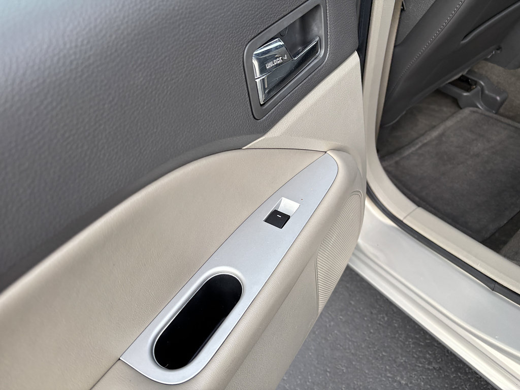 Used 2010 Mercury Milan Premier FWD image 29