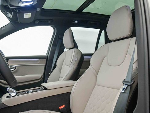 New 2026 Volvo XC90 T8 Plus w/ Protection Package Premier image 21