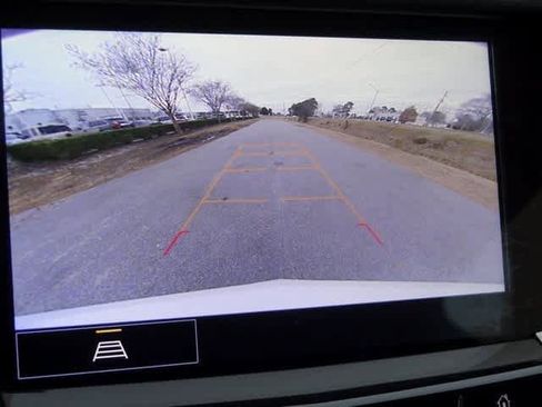 Used 2021 Cadillac XT6 Premium Luxury image 34