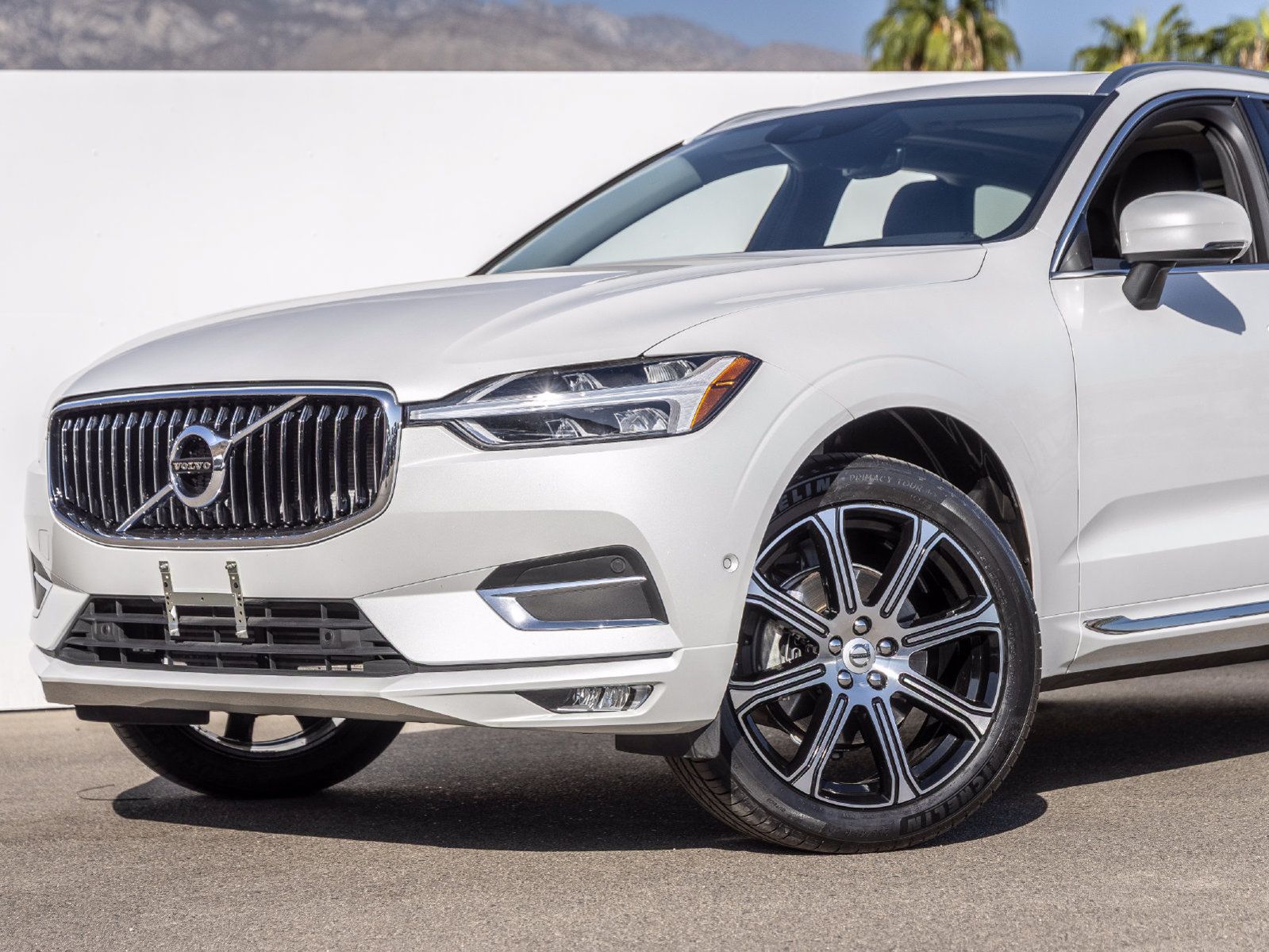 Used 2019 Volvo XC60 T5 Inscription AWD/4WD image 2