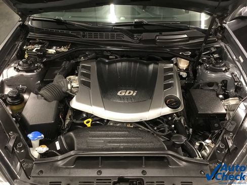 Used 2015 Hyundai Genesis 3.8 RWD image 35