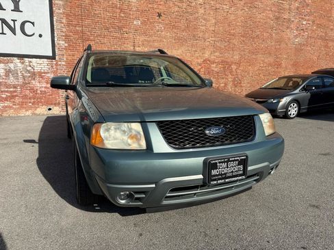 Used 2007 Ford Freestyle Limited AWD/4WD image 2