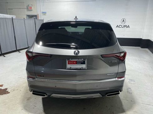 Used 2025 Acura MDX SH-AWD w/ Technology Package image 5