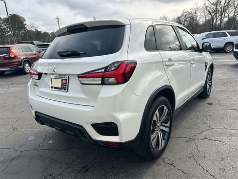 Used 2020 Mitsubishi Outlander Sport ES image 6