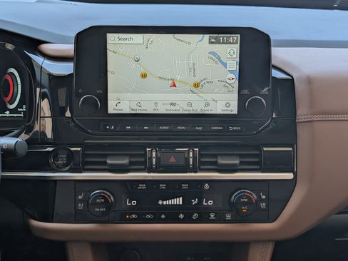 Used 2025 Nissan Pathfinder Platinum w/ Cargo Package FWD image 30