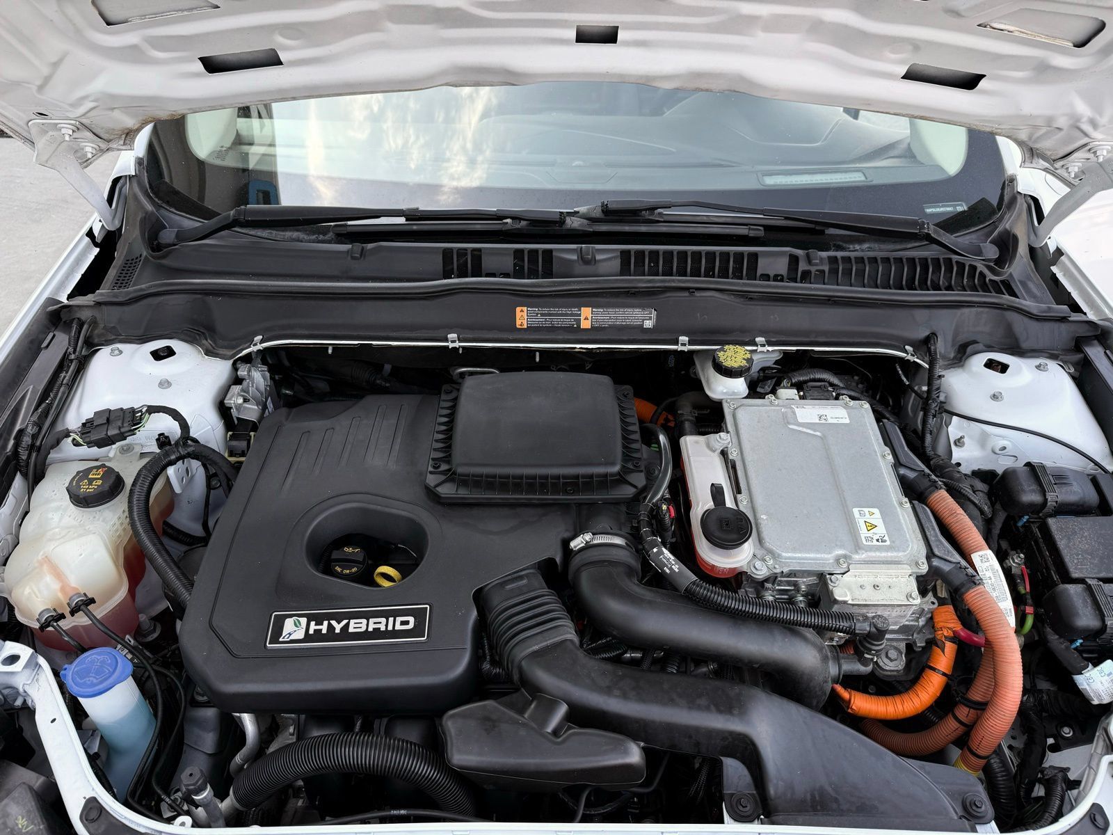 Used 2018 Ford Fusion SE w/ Equipment Group 602A FWD image 38