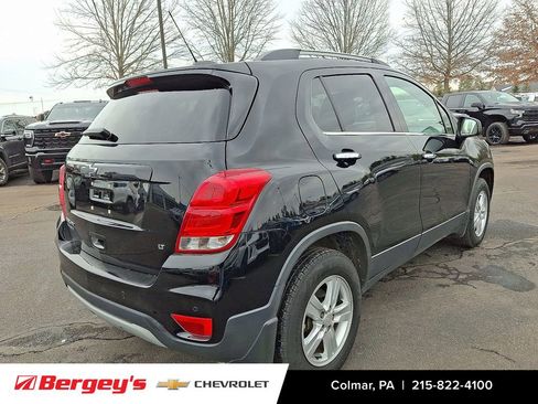 Certified 2020 Chevrolet Trax LT w/ Driver Confidence Package image 5