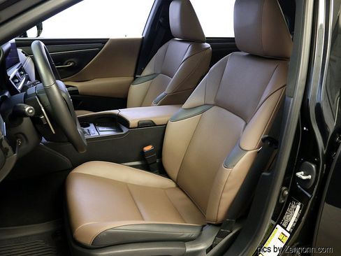 Used 2023 Lexus ES 350 w/ Premium Package FWD image 10