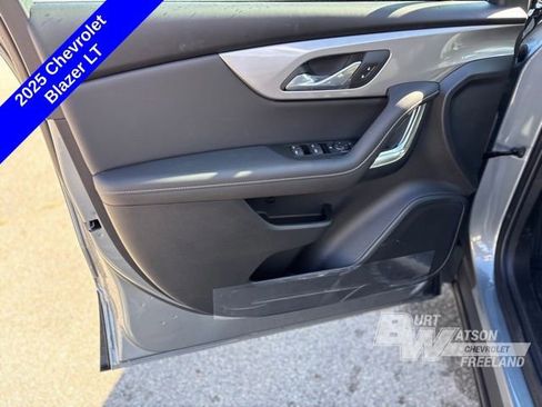 New 2025 Chevrolet Blazer LT w/ Convenience Package image 11