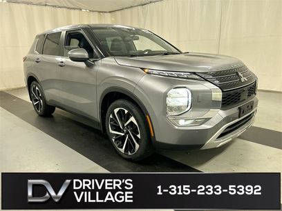 Used 2023 Mitsubishi Outlander SE