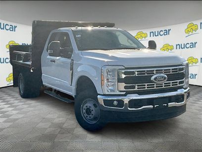 New 2025 Ford F350 XL w/ XL Chrome Package