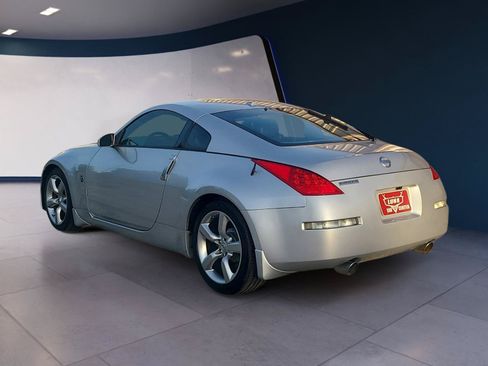 Used 2008 Nissan 350Z Touring w/ Cargo Convenience Pkg RWD image 3