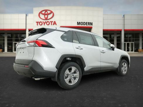 New 2025 Toyota RAV4 XLE image 21