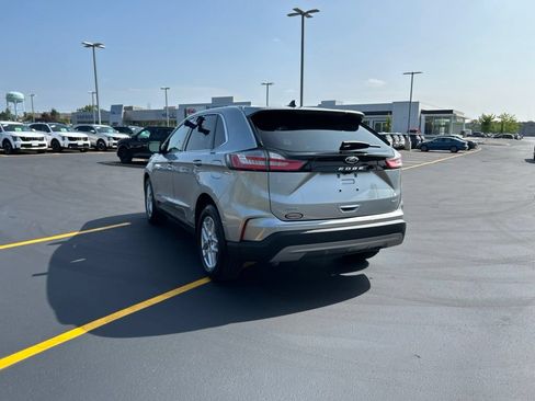 Certified 2024 Ford Edge SEL w/ Convenience Package AWD/4WD image 9