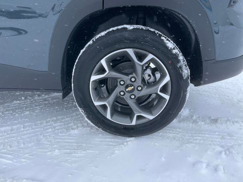 New 2026 Chevrolet Trax LT w/ LT Convenience Package image 30