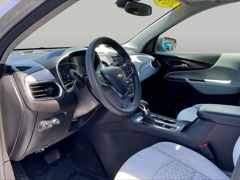 Used 2024 Chevrolet Equinox LS w/ LS Convenience Package FWD image 15