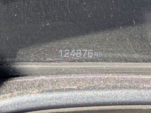 Used 2018 Chevrolet Silverado 1500 LT w/ All Star Edition image 9