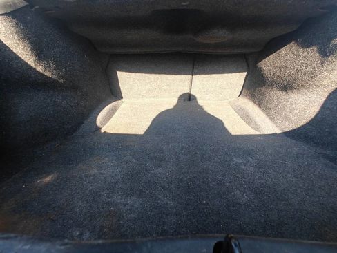 Used 2018 Dodge Charger R/T RWD image 5
