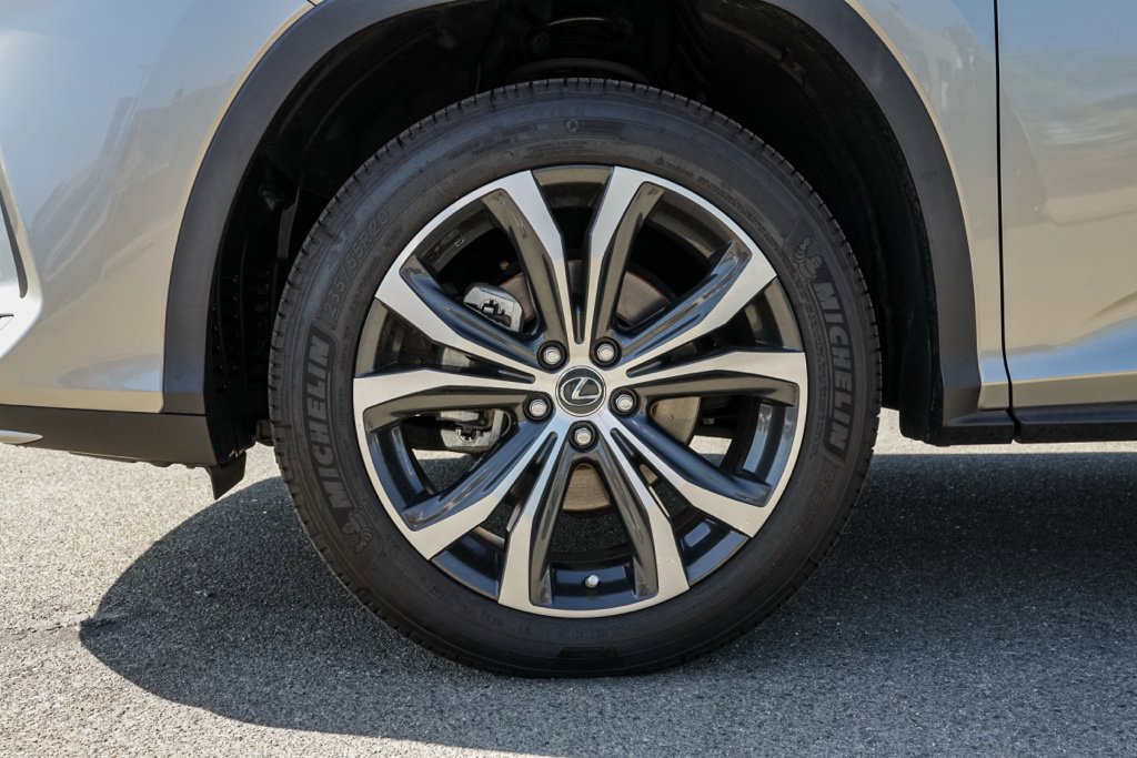 Used 2020 Lexus RX 350L FWD w/ Premium Package image 12