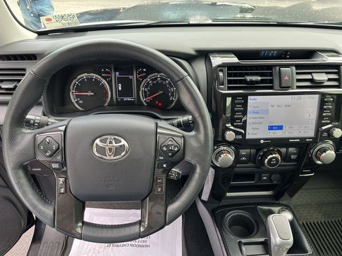 Used 2024 Toyota 4Runner TRD Off-Road Premium w/ Moonroof Package AWD/4WD image 15