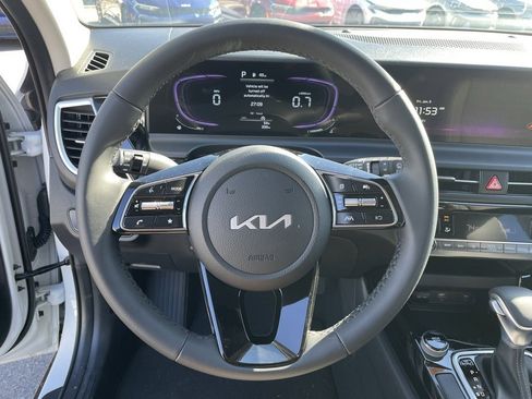 New 2026 Kia Seltos S image 11