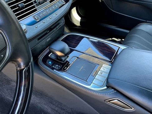 Used 2019 Lexus LS 500 AWD w/ Interior Upgrade Package image 18