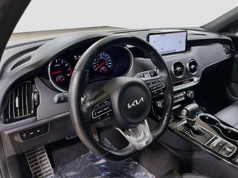 Certified 2022 Kia Stinger GT-Line image 9