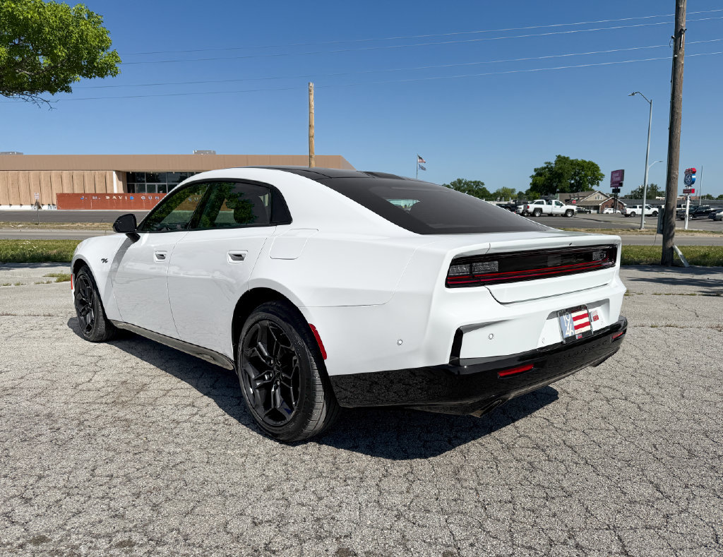 New 2026 Dodge Charger R/T w/ Driver Convenience Group AWD/4WD image 7