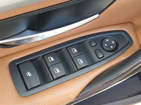 Used 2014 BMW 428i xDrive Convertible image 34