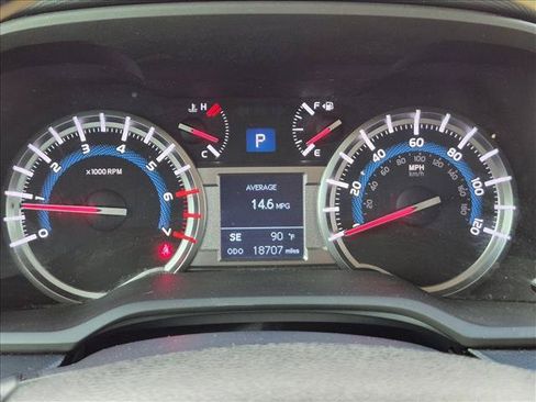 Used 2018 Toyota 4Runner SR5 RWD image 11