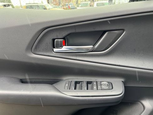 New 2026 Toyota Prius Plug-In Hybrid image 13