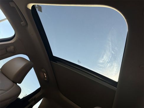 Used 2022 Lincoln Nautilus Reserve w/ Equipment Group 201A image 34