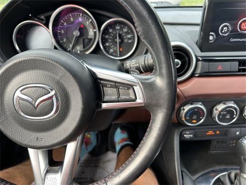 Used 2019 MAZDA MX-5 Miata RF Grand Touring image 39