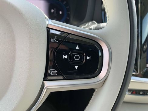 New 2025 Volvo V60 B5 Cross Country Plus w/ Protection Package Premier image 10