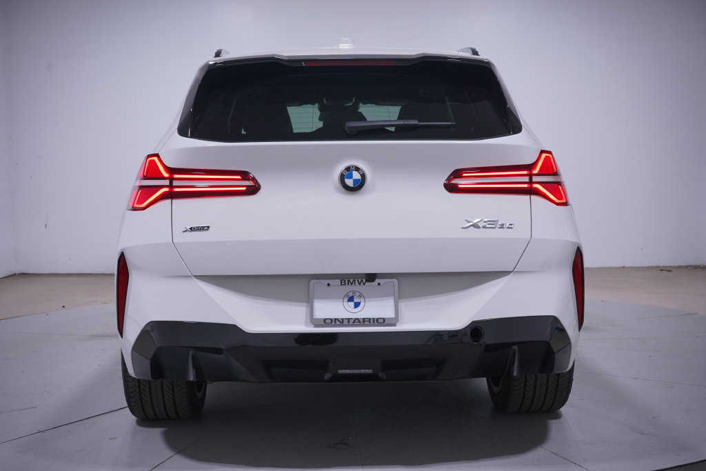 Used 2026 BMW X3 xDrive30i w/ M Sport Package AWD/4WD image 5