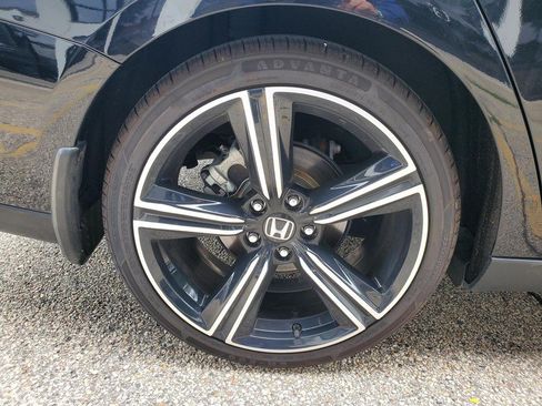Used 2025 Honda Accord Sport image 16