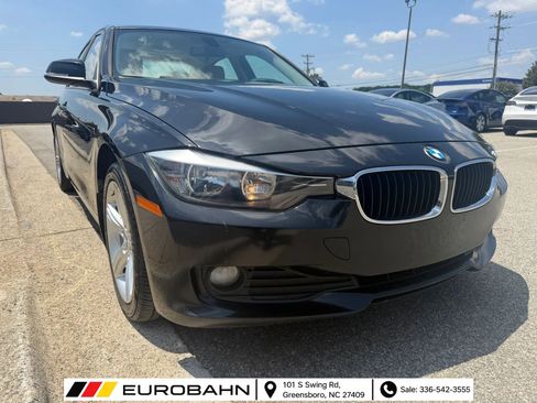 Used 2015 BMW 320i xDrive Sedan AWD/4WD image 25