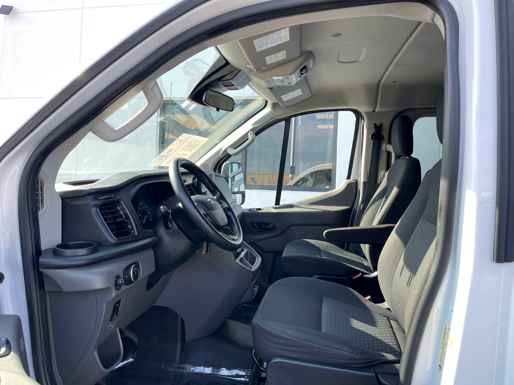Used 2021 Ford Transit 350 XLT RWD image 10