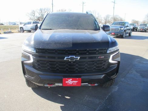 Used 2023 Chevrolet Suburban Z71 w/ Luxury Package image 11