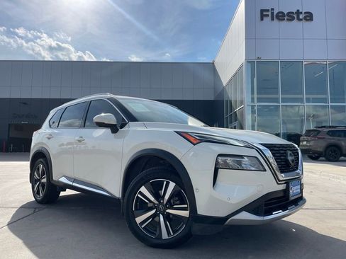 Certified 2023 Nissan Rogue Platinum image 1