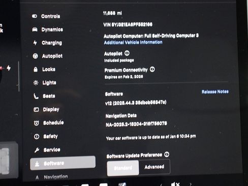 Used 2023 Tesla Model 3 Standard Range image 28